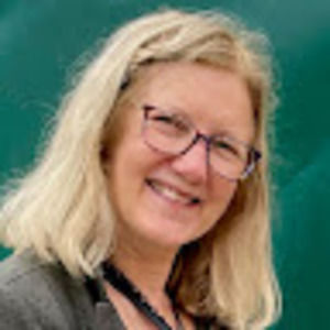 Meet your Posher, Deborah